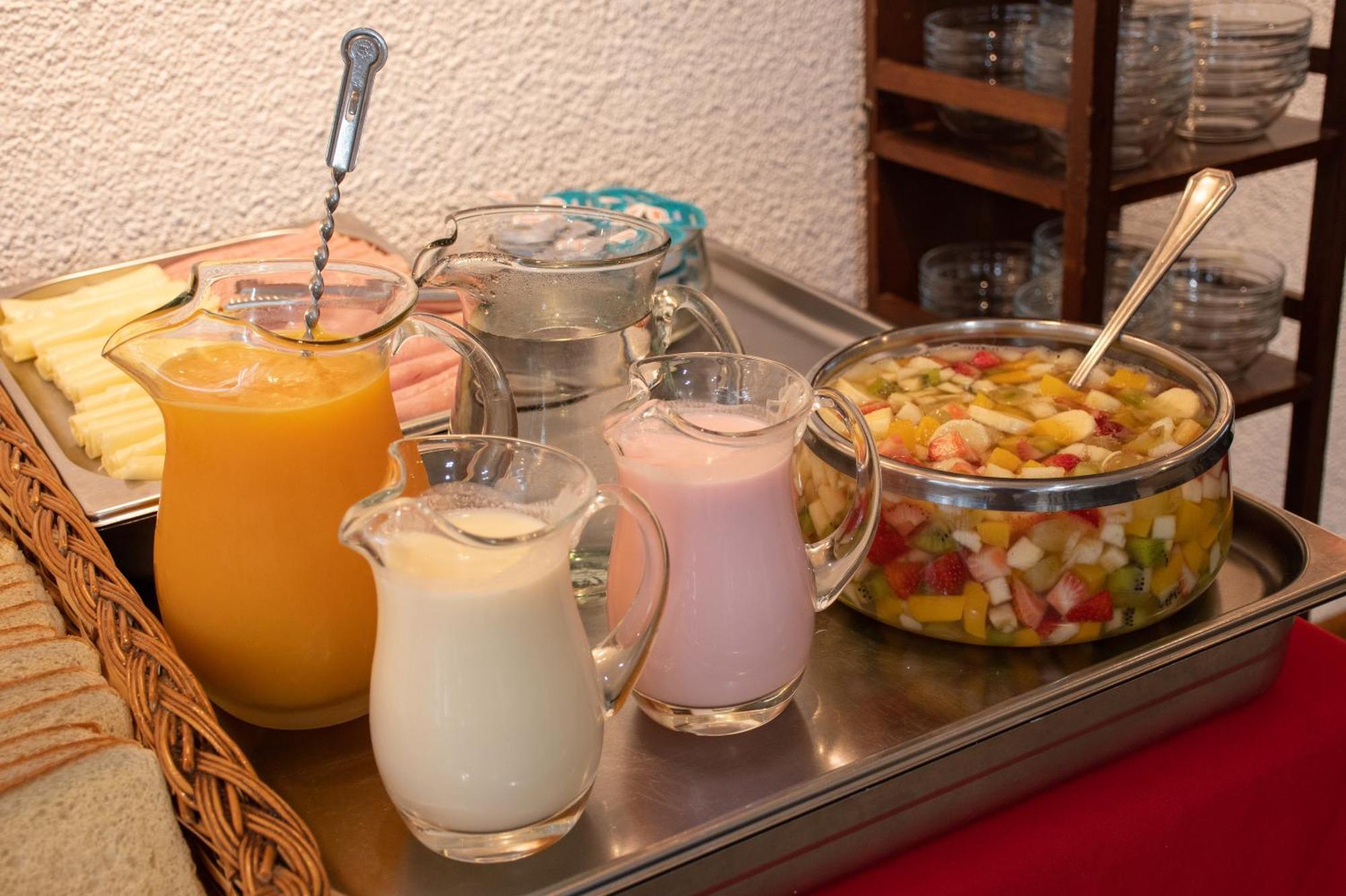 Lugra Hotel Miramar  Ngoại thất bức ảnh