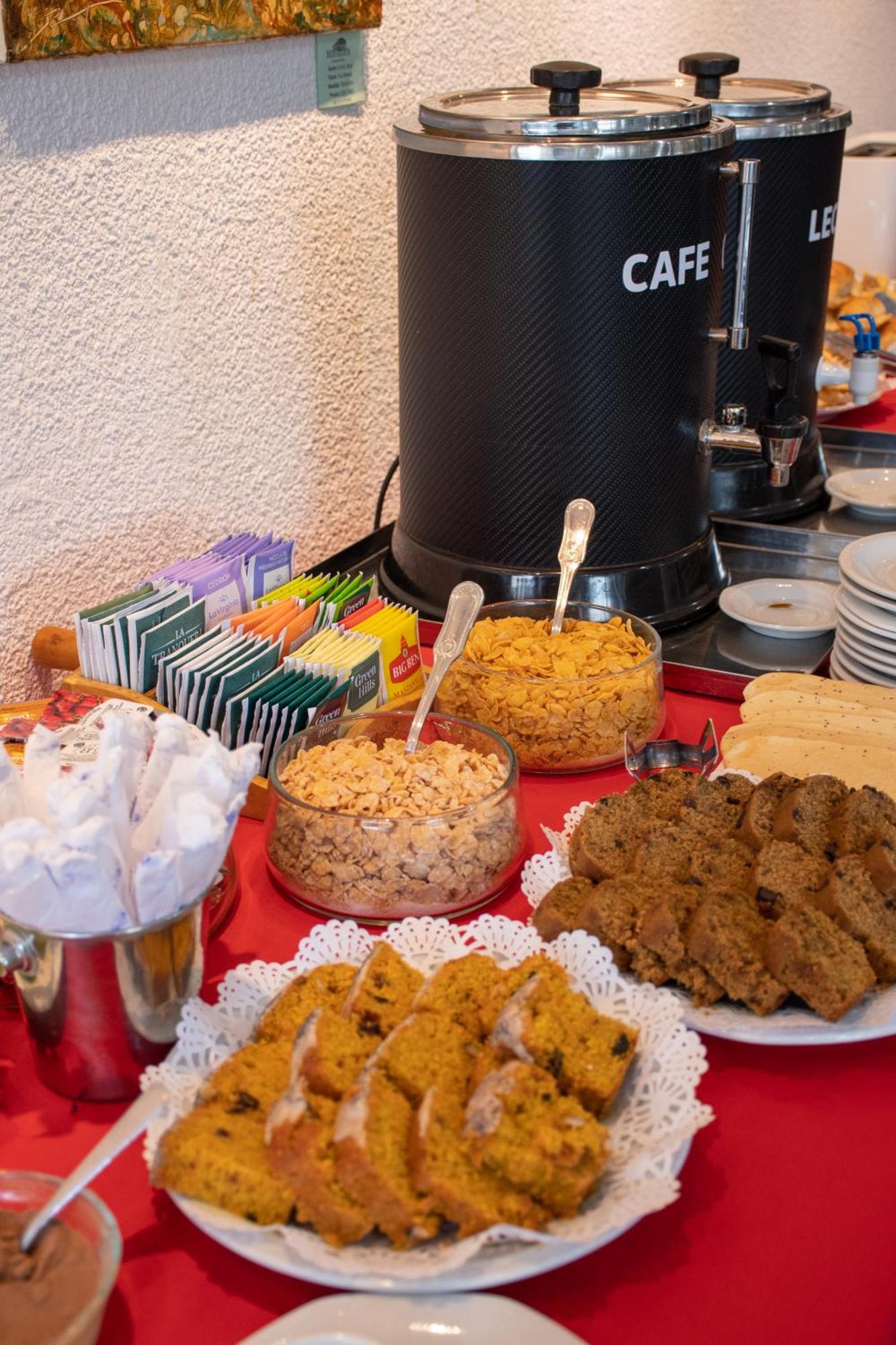 Lugra Hotel Miramar  Ngoại thất bức ảnh
